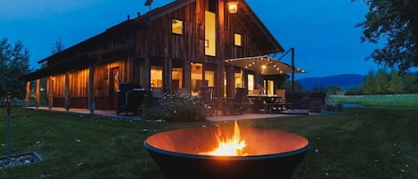 Relax in luxury in Bozeman, Montana