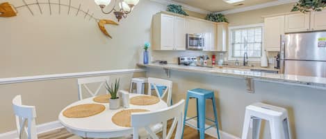 Myrtle Beach Vacation Rental | 2BR | 2BA | 1,100 Sq Ft | Step-Free Access
