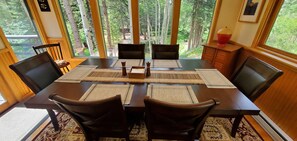 6 person dinning set 