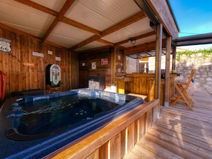 Bain à remous extérieur