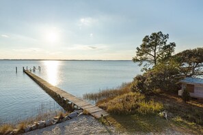 Dock