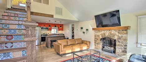 Roseland Vacation Rental | 4BR | 2.5BA | 2,350 Sq Ft | Step-Free Access w/ Ramp