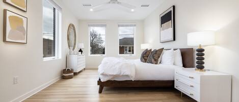 City Chic: Experience the best of Memphis from your luxurious king bedroom