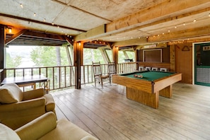 Covered Deck w/ Kitchenette | Pet Friendly | Pool Table