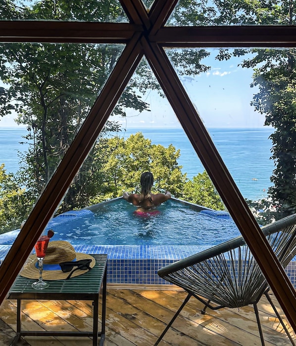 Beach/ocean view