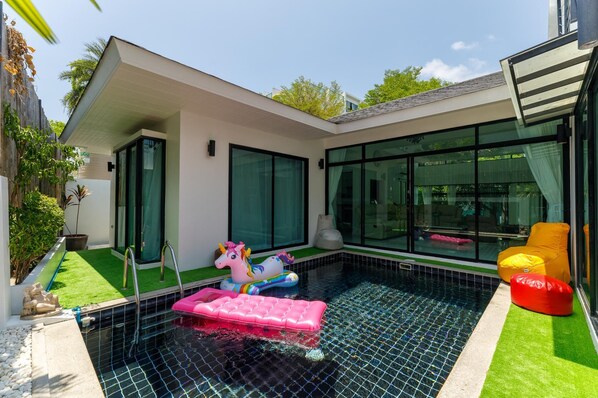 Kamala pool villa 4BR, close to beach (10254)