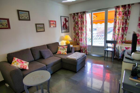 Salon