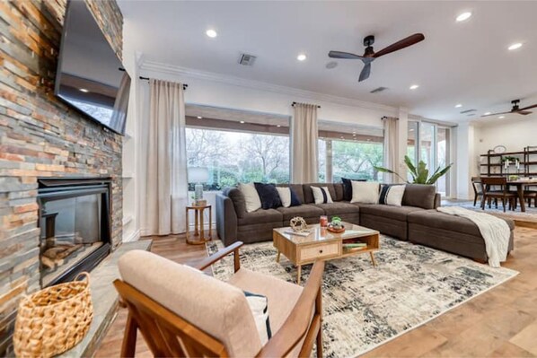 Living Space-Main Level
