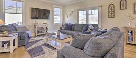 Long Branch Vacation Rental | 3BR | 2.5BA | Stairs Required to Access