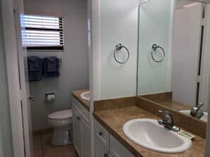 En-Suite Bath