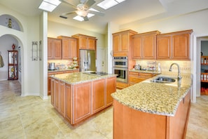 Kitchen | Organic Coffee/Tea/Snacks