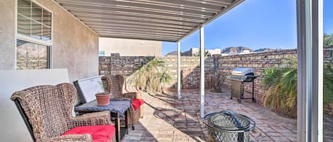 Yuma Vacation Rental | 2BR | 2BA | 1,524 Sq Ft | Step-Free Access