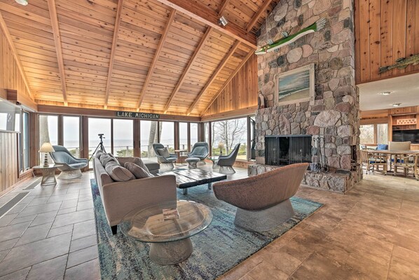 Lake Leelanau Vacation Rental | 6BR | 5BA | Stairs Required | 6,000 Sq Ft