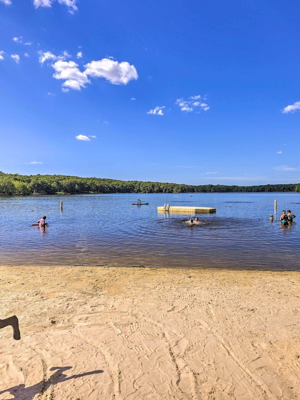 Big Bass Lake Amenities | Lake Access | Kayak Rentals On-Site