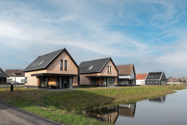 Extérieur maison de vacances [été]