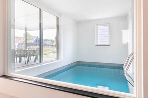 Holiday Home Swimming Pool