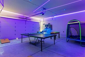 Spielezimmer