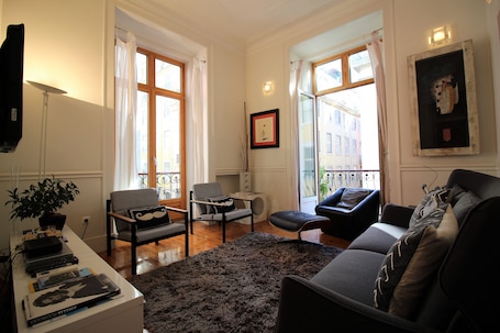 Living Room with air condition