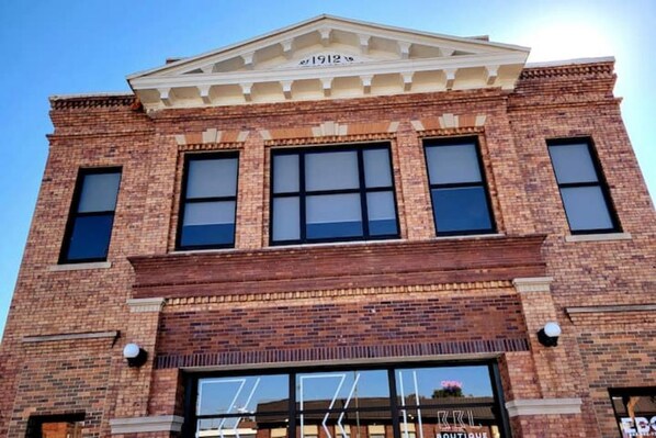 Old 1912 City Hall, the Byrd Nest is located on the second story.