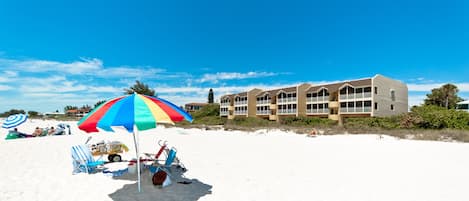 Gulf Shores Condo located directly on the beach