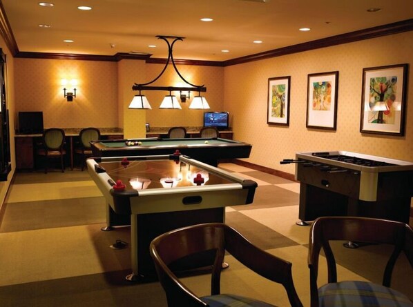 Spielezimmer