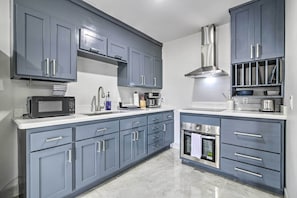 Kitchen | Cooking Basics | Coffee Maker