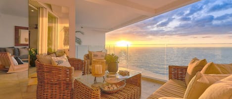 Expansive Patio (Off Living Room)