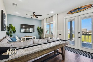 Living Area w/ Shuffleboard