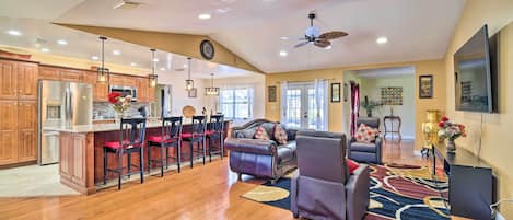 Sebring Vacation Rental | 4BR | 3BR | 2,335 Sq Ft | Step-Free Access