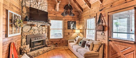 Ellijay Vacation Rental | 2BR | 2BA | 1,700 Sq Ft | Stairs Required to Access