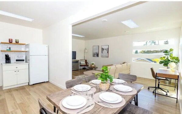 Dinning space up to 6 