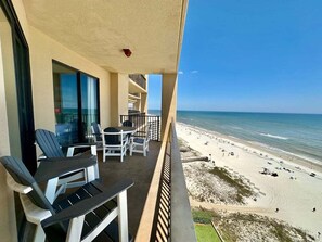 Phoenix V 1413, 2 Bedroom/2 Bathroom. Sleeps 8. Managed by Island Rentals