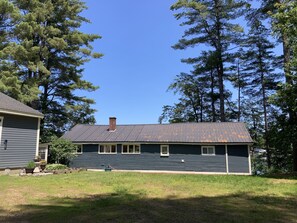 Welcome to Big Pine Cottage nestled on the lake. 