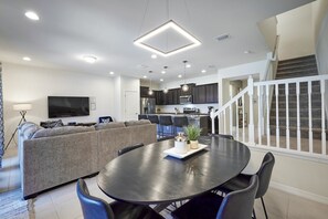 Dining room 2