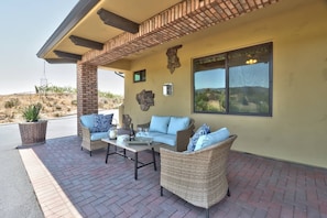 Villa Patio at Bella Casa Di Vino