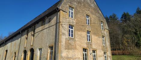 Extérieur maison de vacances [été]