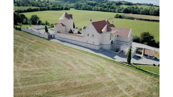 Le domaine de la claustrale 