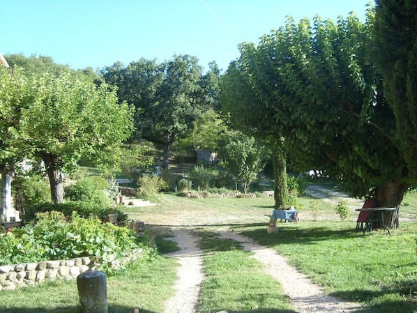 Enceinte de lâhĂ©bergement