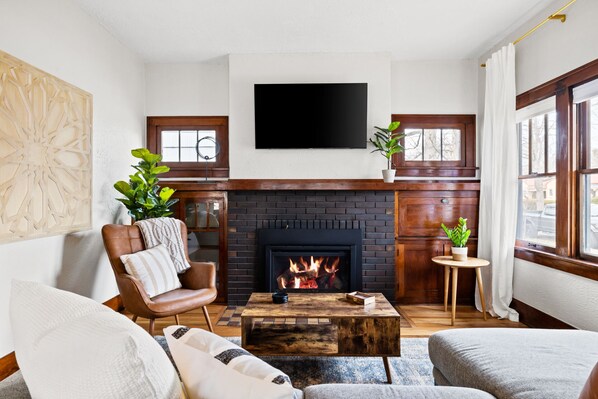 Living room with gas fireplace