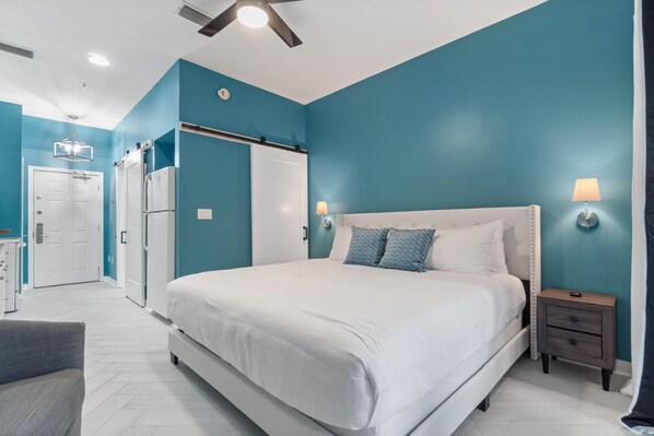 King size bed