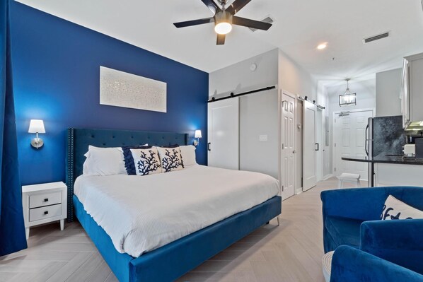King size bed