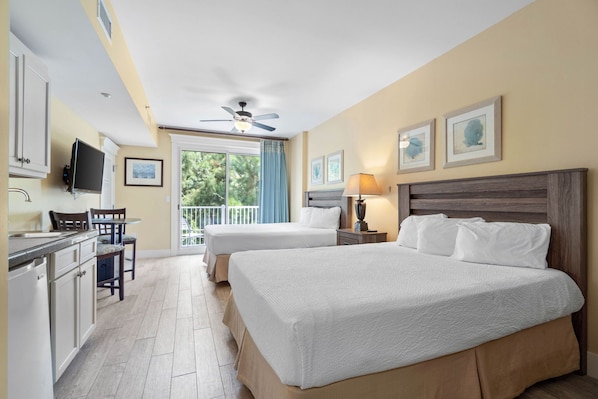 Two queen size beds