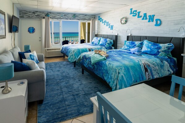 Want to wake up to this every morning? Beachfront/private balcony!