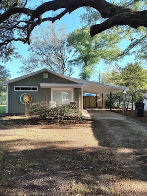 Convenient Carport and Side Entrance