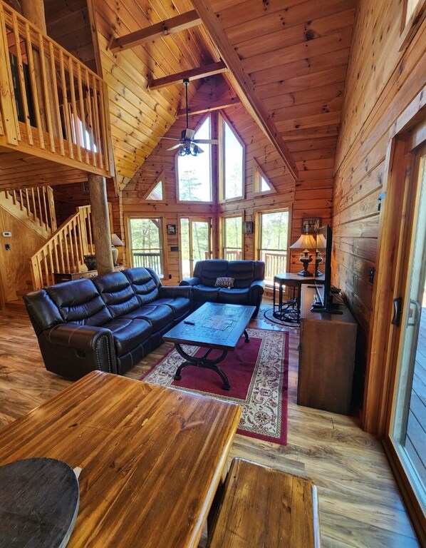 Open living room/kitchen
