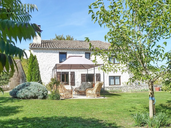 Extérieur maison de vacances [été]