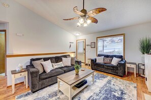 Living Room | Main Level | Fireplace | Sleeper Sofa | Smart TV w/ Cable