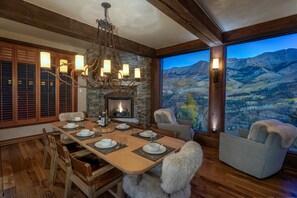 2.3-see-forever-121-telluride-dining1