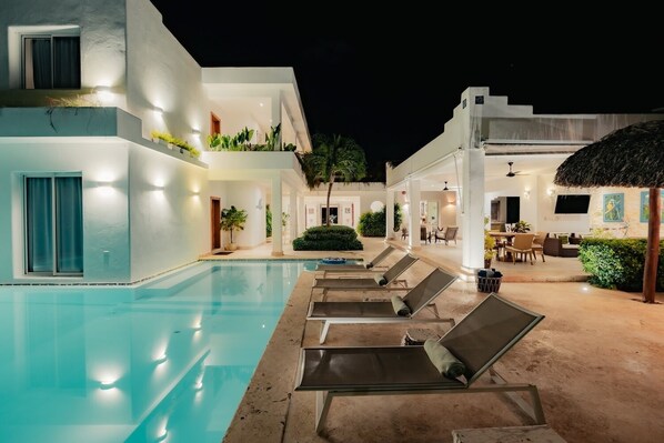Pool