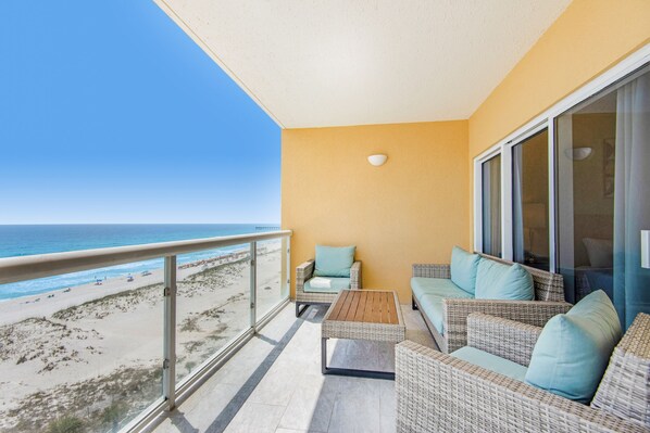 Emerald Isle Unit 703 balcony